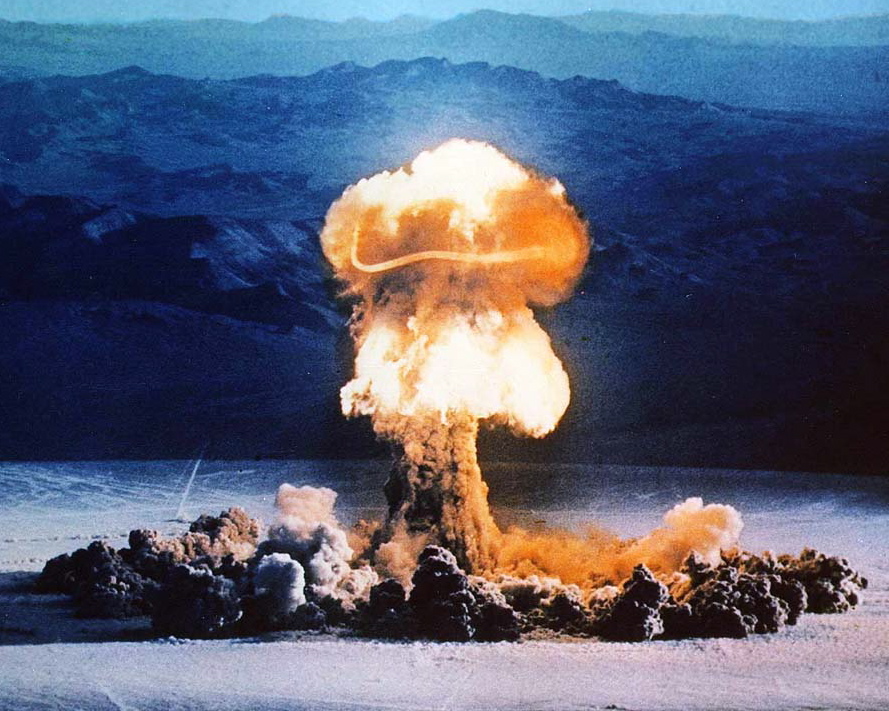 nuclear-bomb-explosion-nuclear-bomb-explosion1.jpg